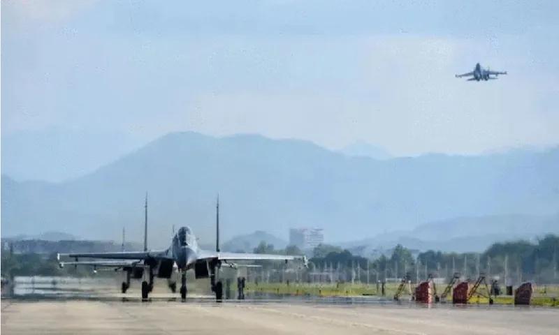 erimedia_ravk/2CUw-Zm4R.webp