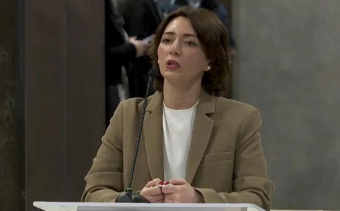 erimedia_ravk/QlULnfz4g.webp