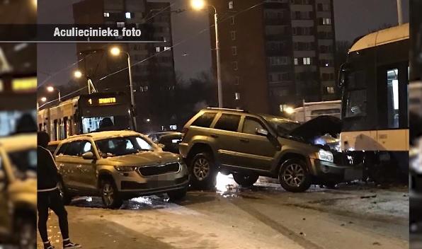 lzlv---ru_zknt/UUeG261VR.jpeg